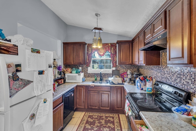 kitchen featuring white appliances, decorative backsplash, vaulted ceiling, under cabinet range hood, and a sink