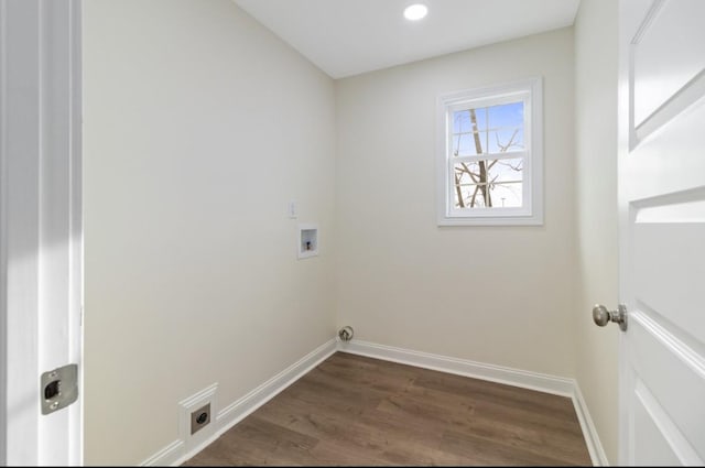 washroom with recessed lighting, laundry area, washer hookup, baseboards, and dark wood-style floors