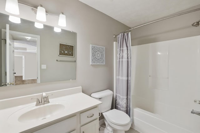 full bathroom with shower / bath combination with curtain, vanity, and toilet