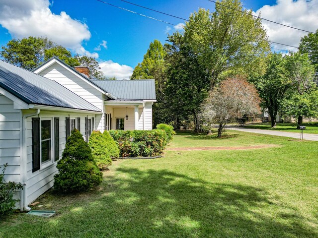 3635 Old Williamsport Rd, Williamsport, TN 38487 - view of yard