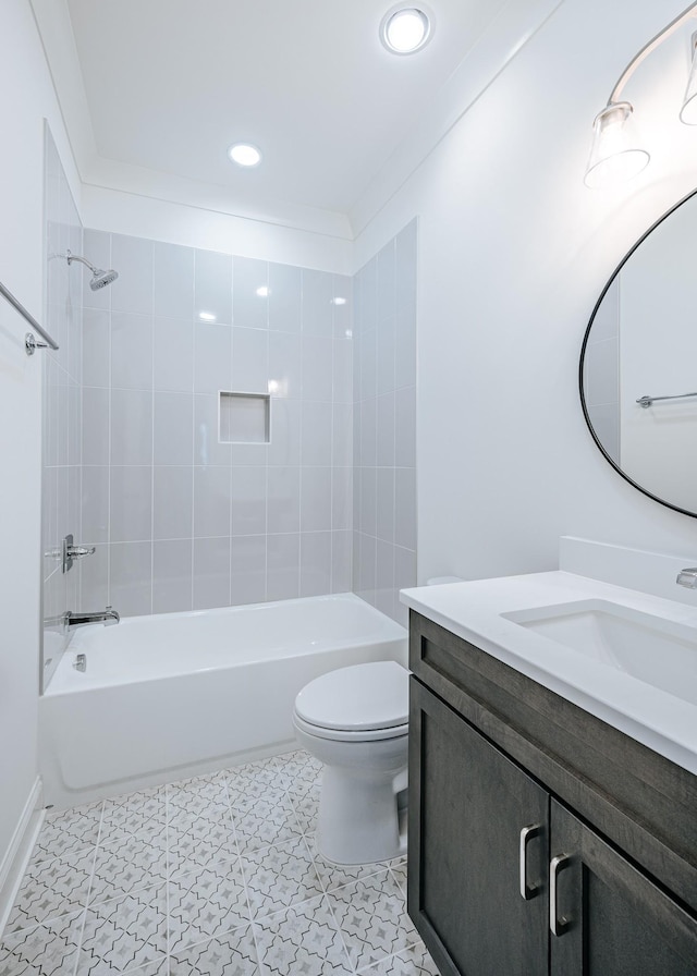 full bathroom featuring toilet, shower / bathtub combination, recessed lighting, and vanity