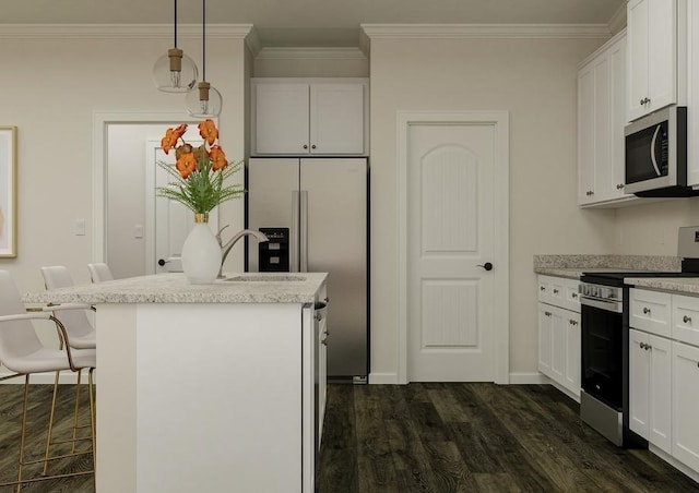 kitchen featuring white cabinets, appliances with stainless steel finishes, ornamental molding, dark wood-type flooring, and a kitchen island with sink