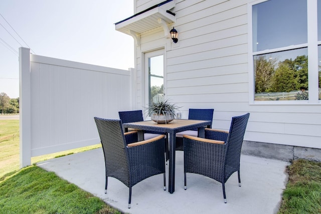 view of patio / terrace with outdoor dining area