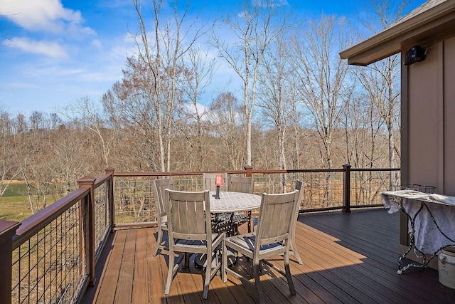 deck featuring outdoor dining space