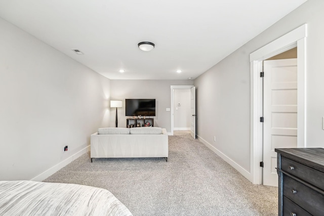 bedroom with recessed lighting, light carpet, visible vents, and baseboards