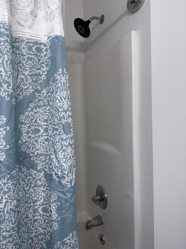 details with tub / shower combination