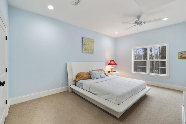 carpeted bedroom with baseboards, visible vents, a ceiling fan, and recessed lighting