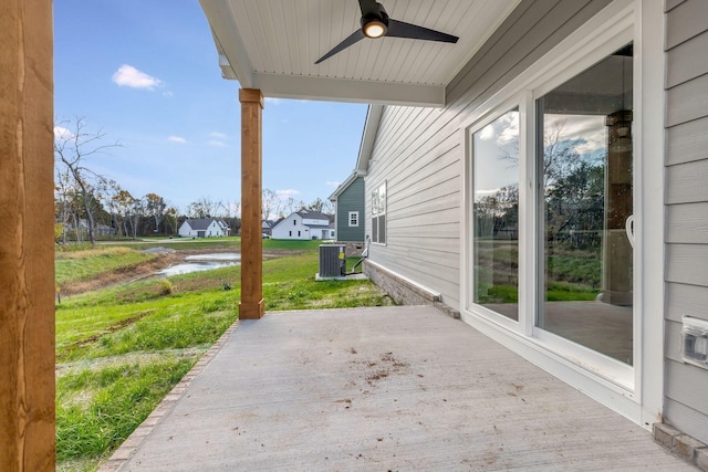 view of patio / terrace with ceiling fan