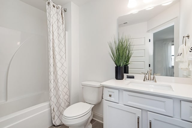 bathroom with toilet, visible vents, vanity, baseboards, and shower / bath combination with curtain