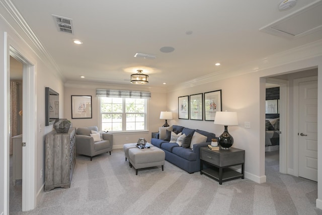 living room with recessed lighting, visible vents, ornamental molding, light carpet, and baseboards