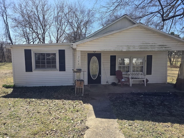 view of front of property with covered porch