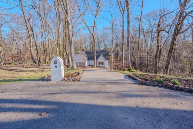 view of front of home featuring driveway