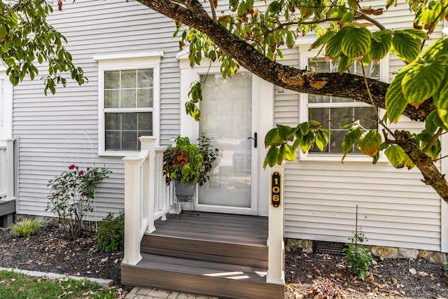 view of property entrance