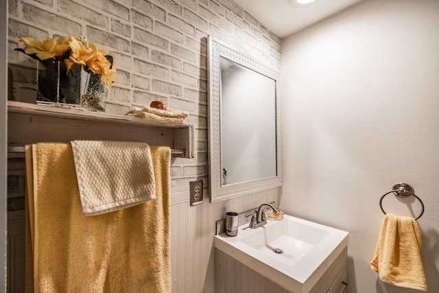 bathroom featuring vanity