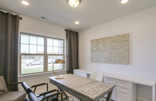 office space featuring visible vents and recessed lighting