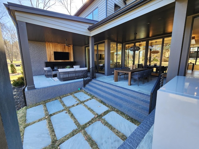 view of patio / terrace featuring outdoor lounge area