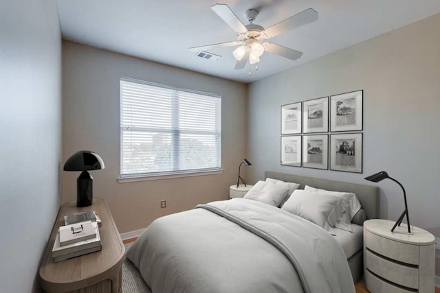 3000 Vanderbilt Pl Unit 421, Nashville, TN 37212 - bedroom featuring ceiling fan, baseboards, and visible vents