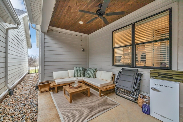 view of patio / terrace featuring outdoor lounge area and ceiling fan