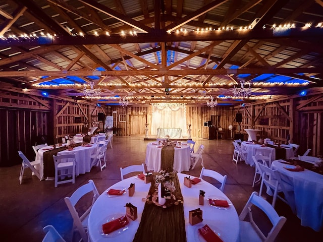 dining room with vaulted ceiling