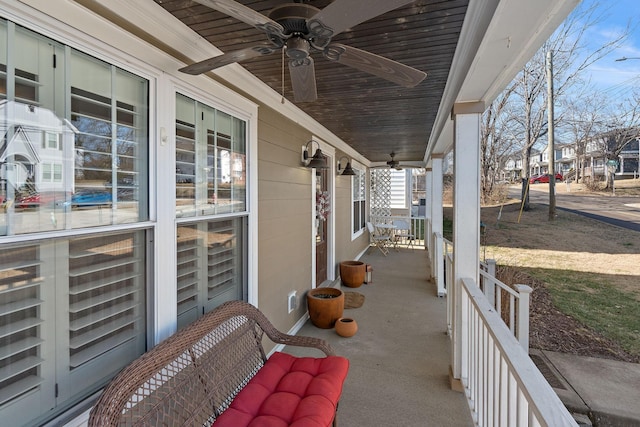 view of patio featuring covered porch and ceiling fan