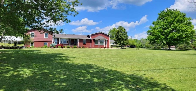 view of front of house with a front yard