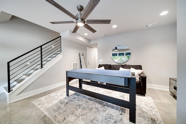 rec room featuring a ceiling fan, recessed lighting, visible vents, and baseboards