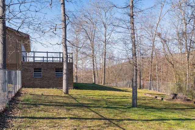 view of yard featuring fence