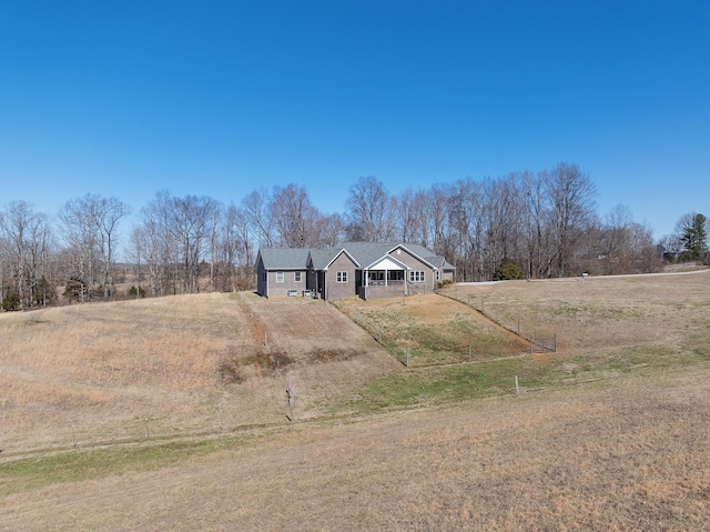 view of front of property with a front yard