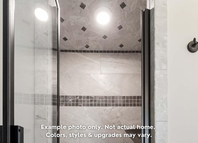 details featuring a tile shower