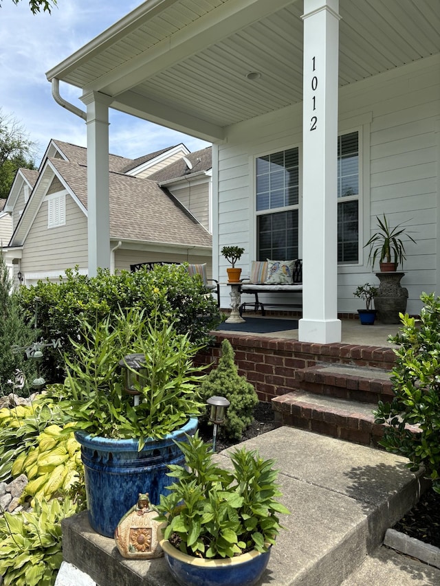 view of patio featuring covered porch