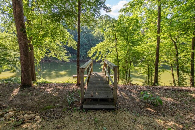 300 Teal Ln, Savannah, TN 38372