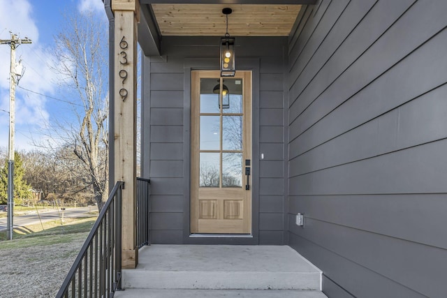 view of property entrance