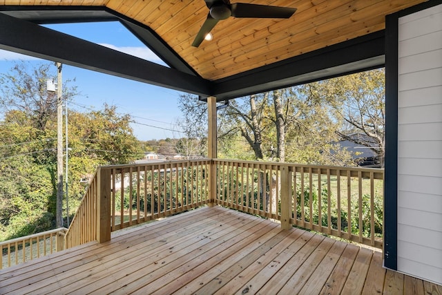 deck with ceiling fan