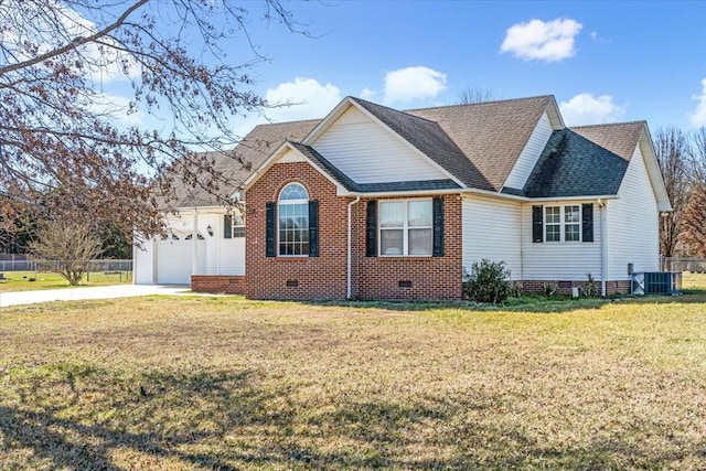 view of front facade featuring crawl space, central AC, a garage, driveway, and a front lawn