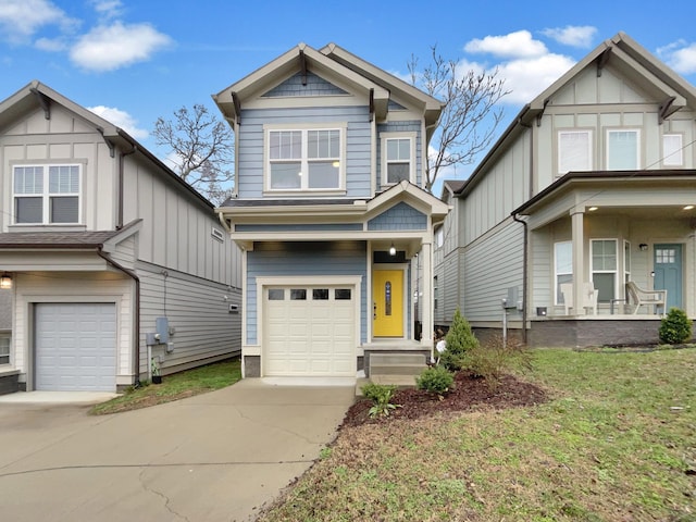 view of front of house with a garage and driveway