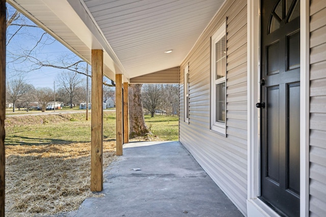 view of patio / terrace with a porch