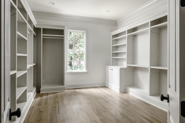 5042 Hill Place Dr, Nashville, TN 37205 - walk in closet with wood finished floors