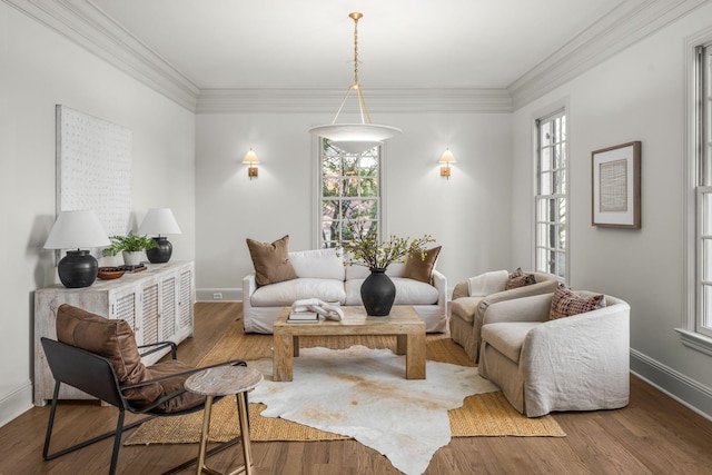5042 Hill Place Dr, Nashville, TN 37205 - sitting room featuring crown molding, wood finished floors, and baseboards