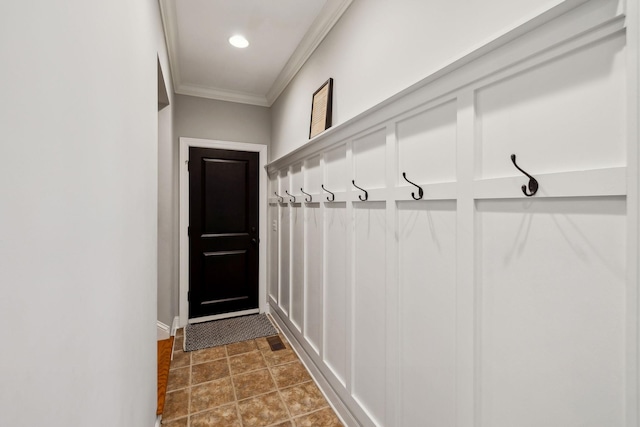 mudroom featuring crown molding and recessed lighting