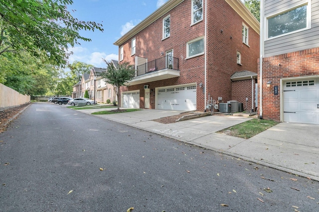 view of road with a residential view