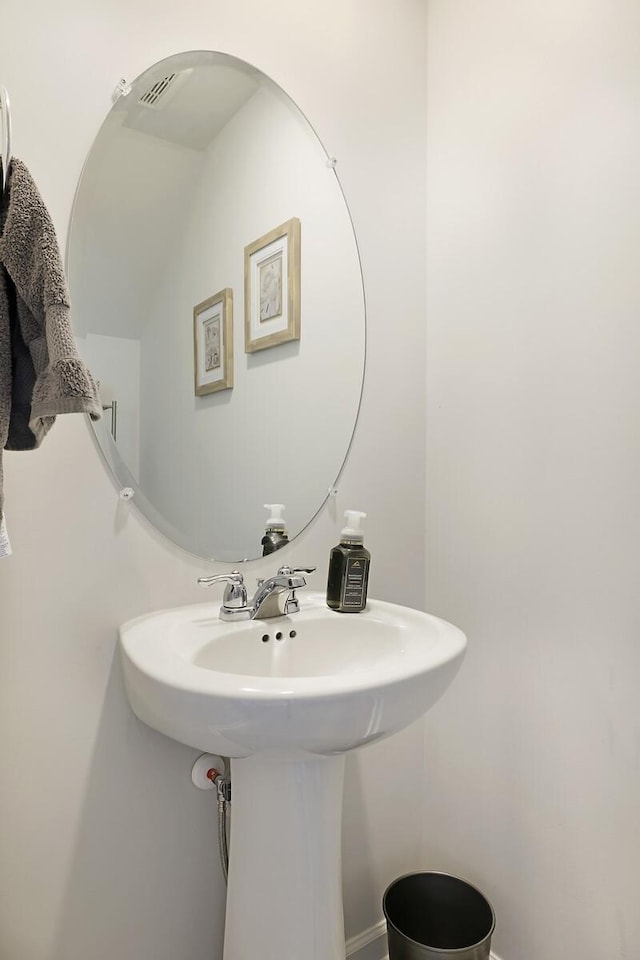 bathroom featuring visible vents