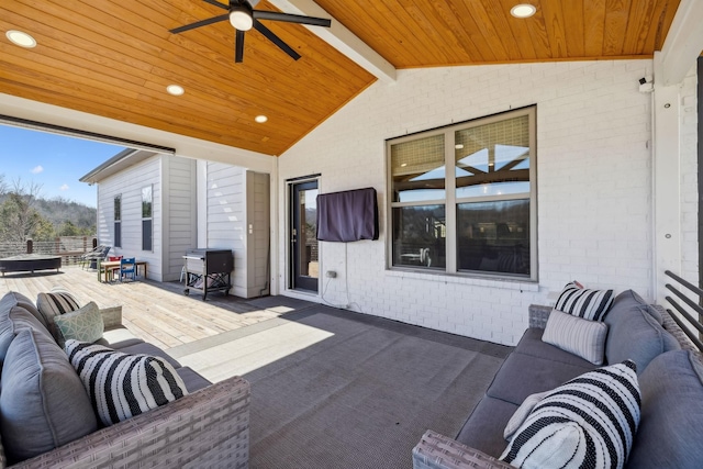 view of patio featuring a ceiling fan and an outdoor hangout area