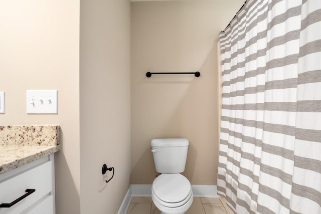 full bathroom with baseboards, toilet, a shower with curtain, tile patterned floors, and vanity