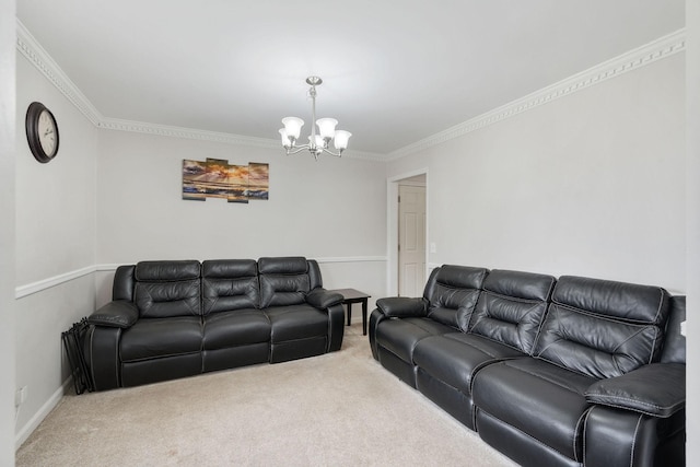 living room with an inviting chandelier, carpet, baseboards, and crown molding