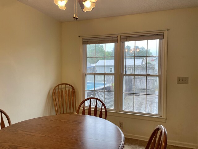 1669 Cornersville Hwy, Lewisburg, TN 37091 - dining room with baseboards and a chandelier