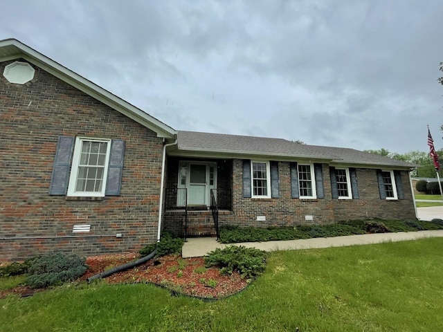 1669 Cornersville Hwy, Lewisburg, TN 37091 - single story home with brick siding and a front lawn