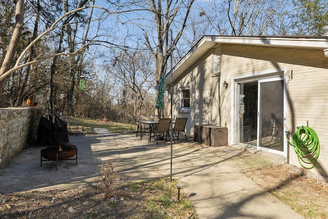 view of patio featuring outdoor dining space