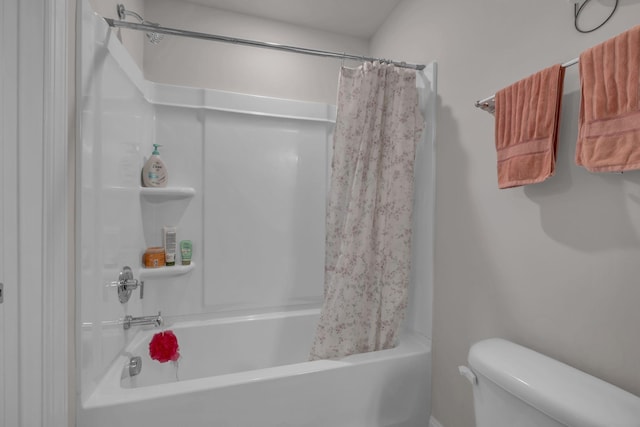 full bath featuring shower / bathtub combination with curtain and toilet