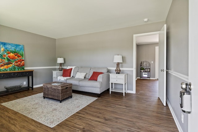 100 Eleazer Dr, Dickson, TN 37055 - living area featuring baseboards and dark wood-type flooring