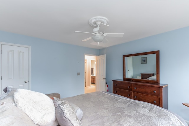 bedroom featuring ceiling fan